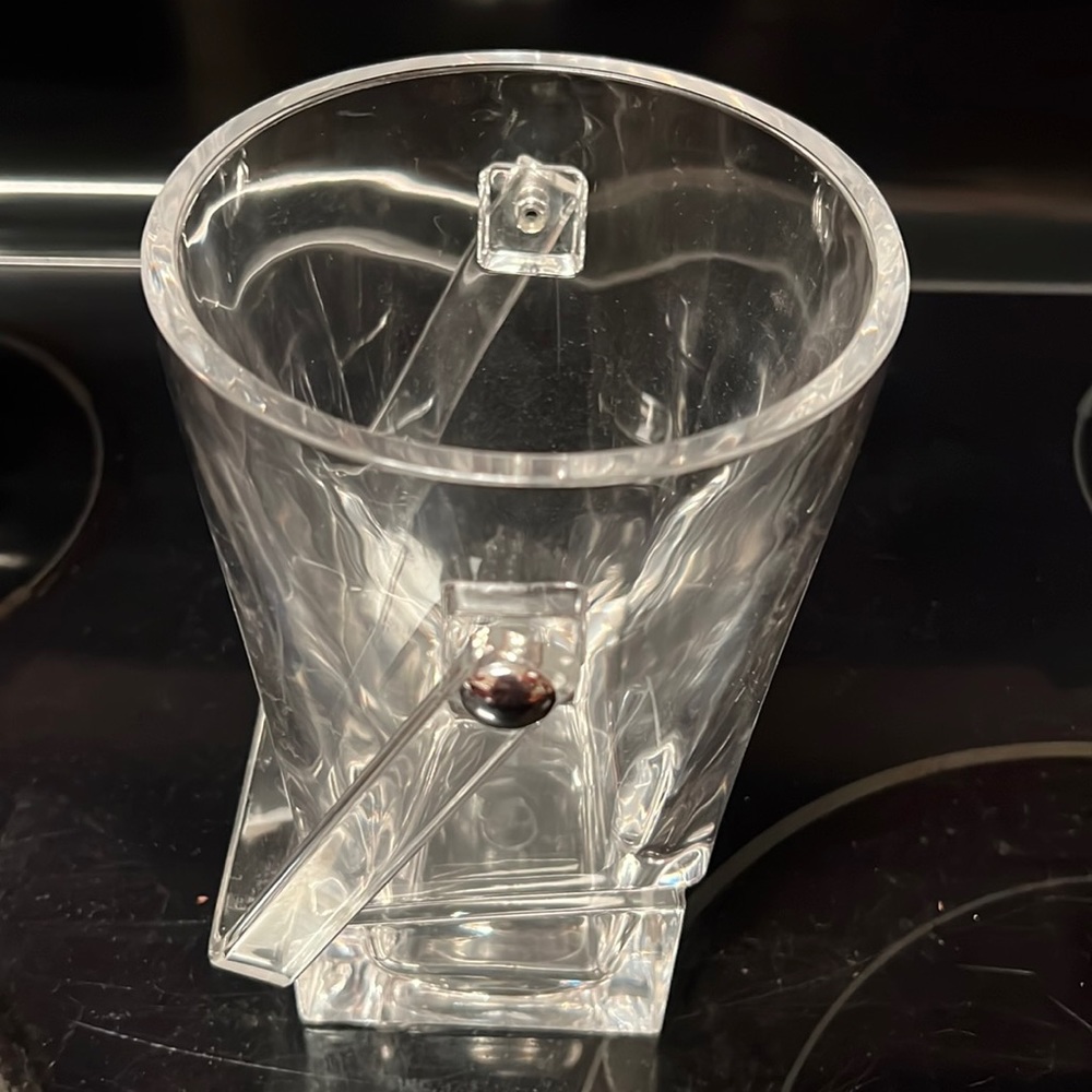 Carlisle Grainware Clear Lucite Ice Bucket